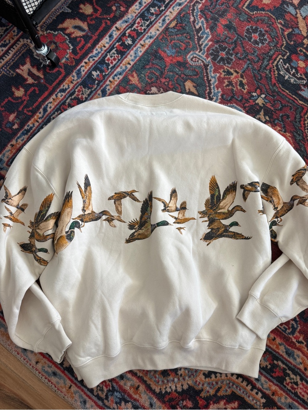 Abercrombie & Fitch Cream Crewneck Sweatshirt with Flying Duck Graphic - Picture 5 of 5